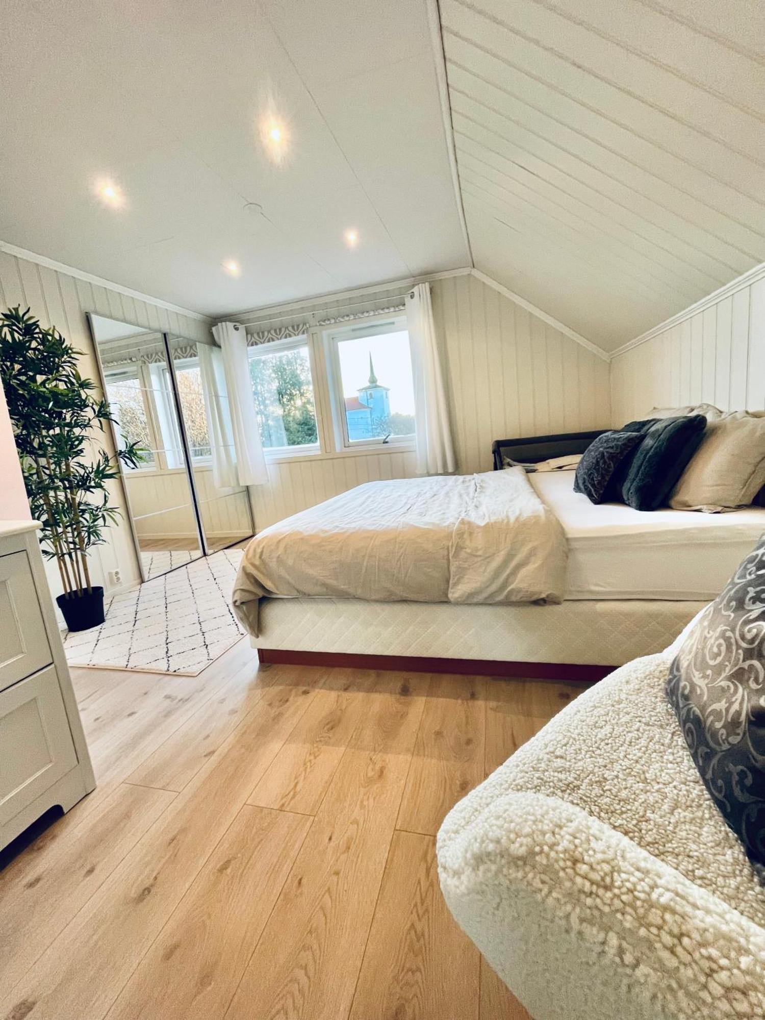 A Beautiful 3-Bedroom Apartment With Stunning Views And Free Parking Bergen Exterior foto